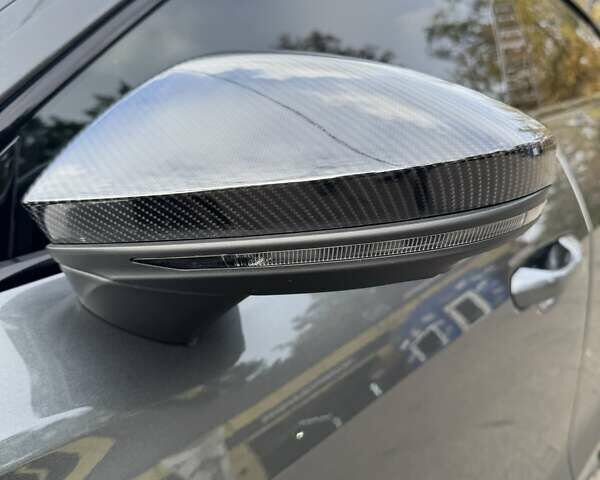 Сірий Ауді RS e-tron GT, об'ємом двигуна 0 л та пробігом 11 тис. км за 79000 $, фото 25 на Automoto.ua