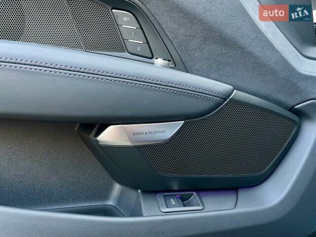 Сірий Ауді RS e-tron GT, об'ємом двигуна 0 л та пробігом 1 тис. км за 109900 $, фото 44 на Automoto.ua