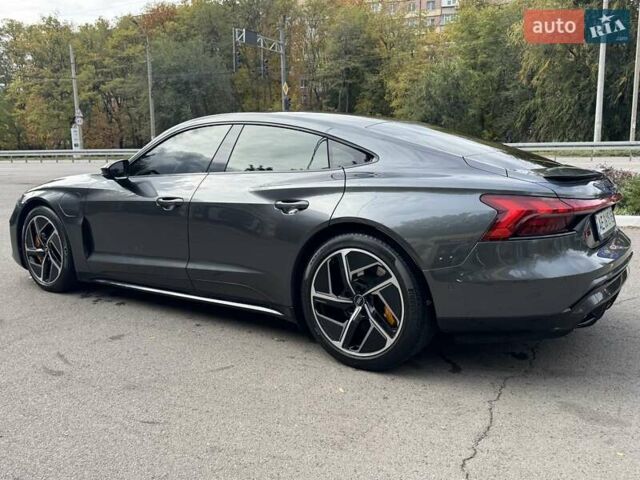 Сірий Ауді RS e-tron GT, об'ємом двигуна 0 л та пробігом 11 тис. км за 79000 $, фото 7 на Automoto.ua
