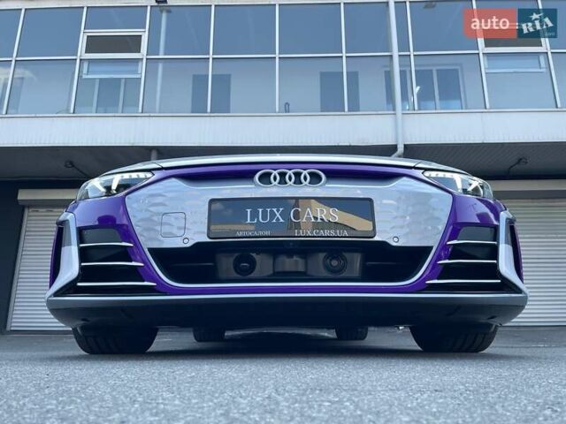 Сірий Ауді RS e-tron GT, об'ємом двигуна 0 л та пробігом 1 тис. км за 109900 $, фото 3 на Automoto.ua
