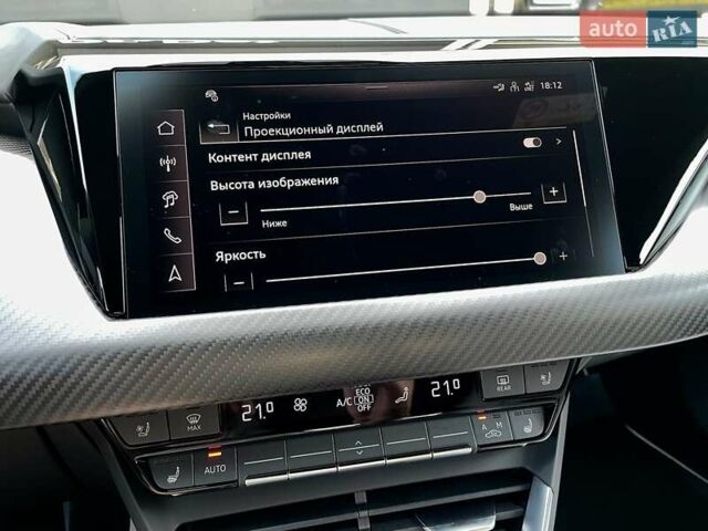 Сірий Ауді RS e-tron GT, об'ємом двигуна 0 л та пробігом 1 тис. км за 109900 $, фото 94 на Automoto.ua