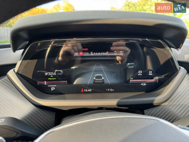 Серый Ауди RS e-tron GT, объемом двигателя 0 л и пробегом 8 тыс. км за 74000 $, фото 43 на Automoto.ua