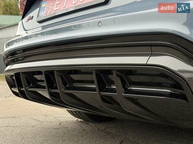 Серый Ауди RS e-tron GT, объемом двигателя 0 л и пробегом 7 тыс. км за 78000 $, фото 34 на Automoto.ua