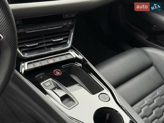 Серый Ауди RS e-tron GT, объемом двигателя 0 л и пробегом 7 тыс. км за 78000 $, фото 14 на Automoto.ua