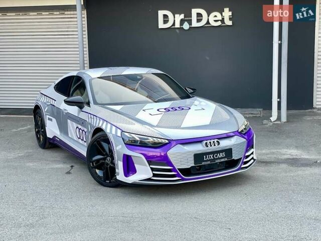 Сірий Ауді RS e-tron GT, об'ємом двигуна 0 л та пробігом 1 тис. км за 109900 $, фото 21 на Automoto.ua
