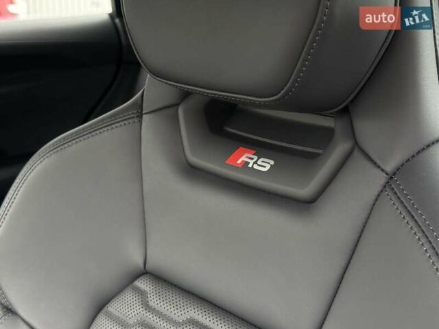 Серый Ауди RS e-tron GT, объемом двигателя 0 л и пробегом 7 тыс. км за 78000 $, фото 13 на Automoto.ua