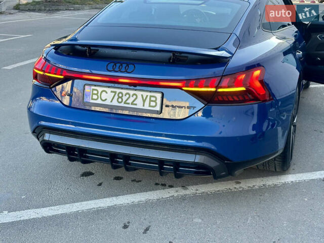 Синий Ауди RS e-tron GT, объемом двигателя 0 л и пробегом 27 тыс. км за 68000 $, фото 19 на Automoto.ua