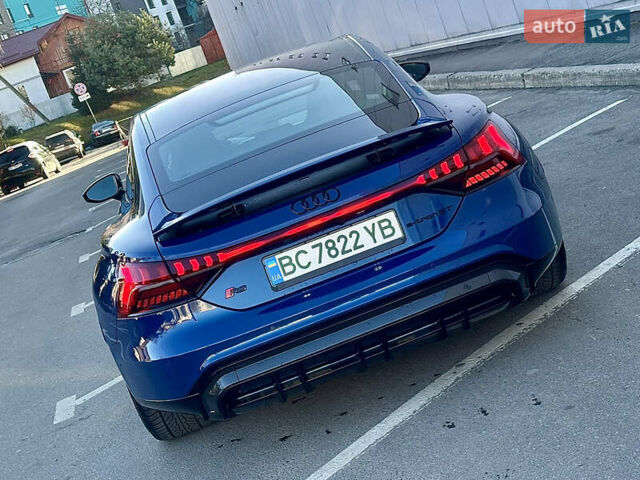 Синий Ауди RS e-tron GT, объемом двигателя 0 л и пробегом 27 тыс. км за 68000 $, фото 5 на Automoto.ua