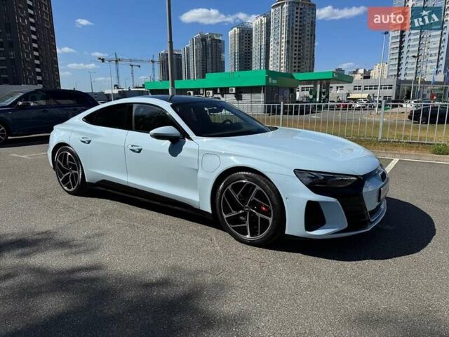 Синий Ауди RS e-tron GT, объемом двигателя 0 л и пробегом 5 тыс. км за 92500 $, фото 3 на Automoto.ua