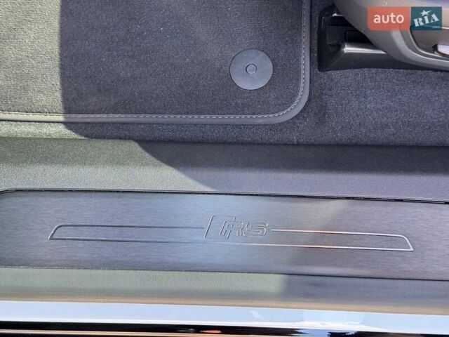 Синий Ауди RS e-tron GT, объемом двигателя 0 л и пробегом 5 тыс. км за 92500 $, фото 29 на Automoto.ua