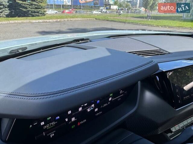 Синий Ауди RS e-tron GT, объемом двигателя 0 л и пробегом 5 тыс. км за 92500 $, фото 44 на Automoto.ua
