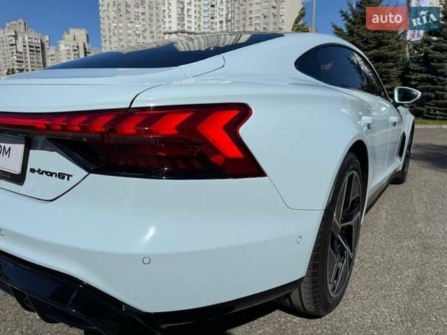 Синий Ауди RS e-tron GT, объемом двигателя 0 л и пробегом 5 тыс. км за 92500 $, фото 9 на Automoto.ua