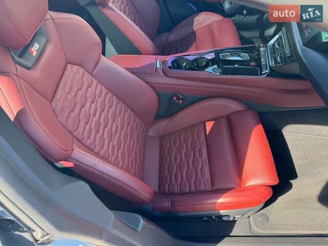 Синий Ауди RS e-tron GT, объемом двигателя 0 л и пробегом 5 тыс. км за 92500 $, фото 75 на Automoto.ua