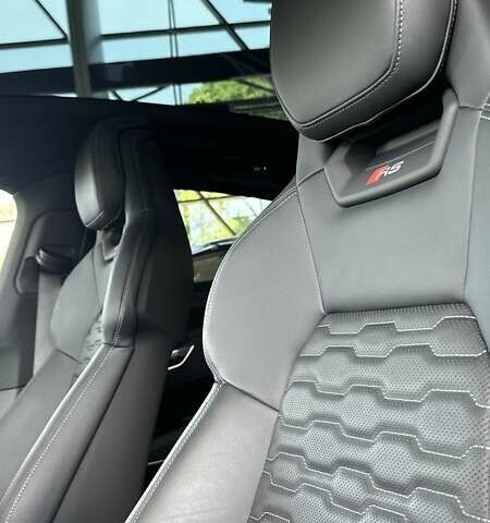 Синий Ауди RS e-tron GT, объемом двигателя 0 л и пробегом 12 тыс. км за 85000 $, фото 20 на Automoto.ua