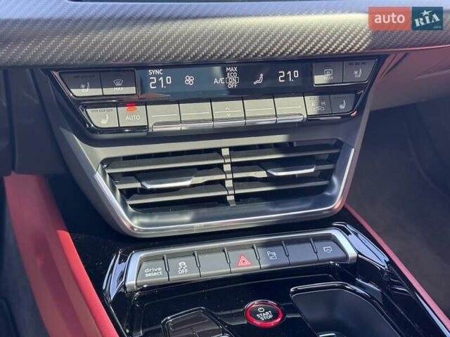 Синий Ауди RS e-tron GT, объемом двигателя 0 л и пробегом 5 тыс. км за 92500 $, фото 47 на Automoto.ua