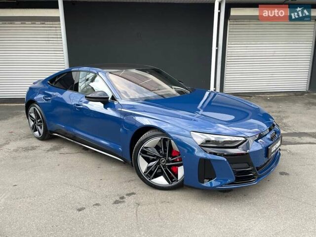 Синий Ауди RS e-tron GT, объемом двигателя 0 л и пробегом 7 тыс. км за 92900 $, фото 17 на Automoto.ua
