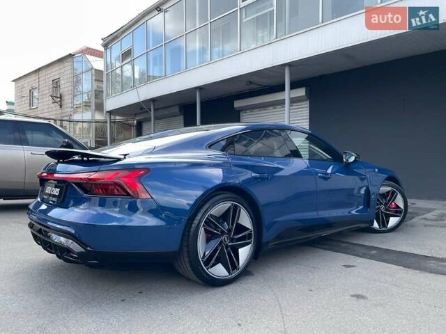 Синий Ауди RS e-tron GT, объемом двигателя 0 л и пробегом 7 тыс. км за 92900 $, фото 35 на Automoto.ua