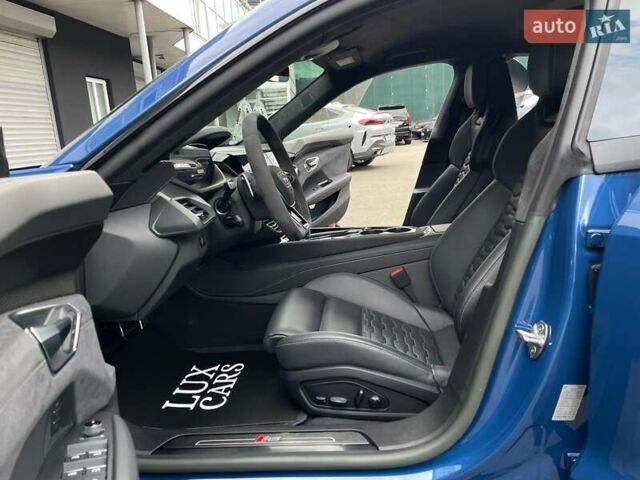 Синий Ауди RS e-tron GT, объемом двигателя 0 л и пробегом 7 тыс. км за 92900 $, фото 52 на Automoto.ua