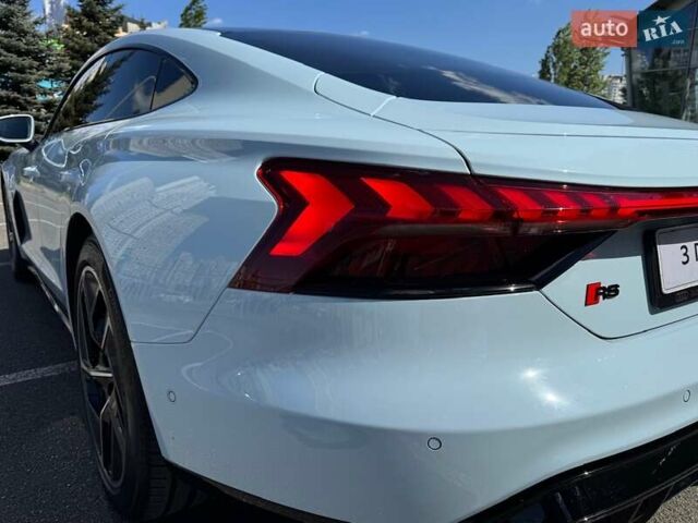 Синий Ауди RS e-tron GT, объемом двигателя 0 л и пробегом 5 тыс. км за 92500 $, фото 89 на Automoto.ua