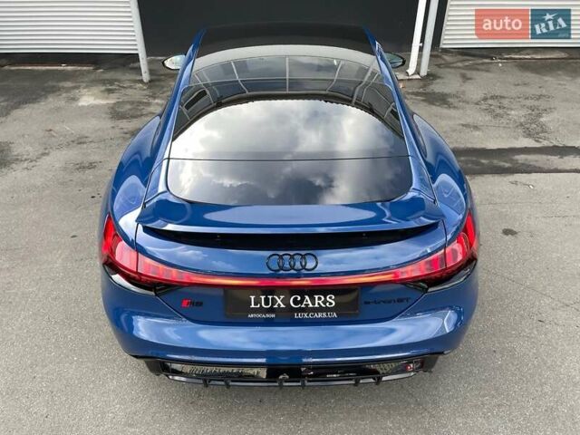 Синий Ауди RS e-tron GT, объемом двигателя 0 л и пробегом 7 тыс. км за 92900 $, фото 28 на Automoto.ua