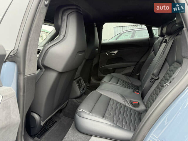 Синій Ауді RS e-tron GT, об'ємом двигуна 0 л та пробігом 6 тис. км за 82000 $, фото 38 на Automoto.ua