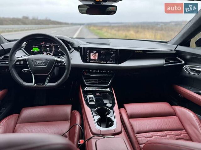 Синій Ауді RS e-tron GT, об'ємом двигуна 0 л та пробігом 9 тис. км за 87000 $, фото 28 на Automoto.ua