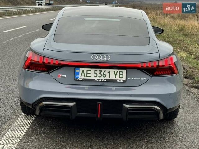 Синій Ауді RS e-tron GT, об'ємом двигуна 0 л та пробігом 9 тис. км за 87000 $, фото 13 на Automoto.ua