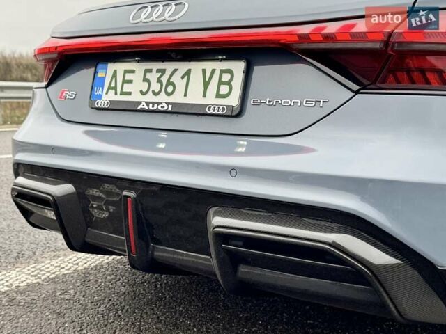 Синій Ауді RS e-tron GT, об'ємом двигуна 0 л та пробігом 9 тис. км за 87000 $, фото 23 на Automoto.ua