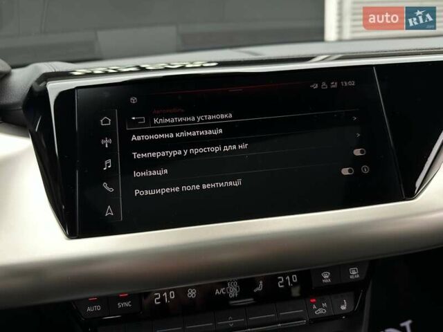 Зеленый Ауди RS e-tron GT, объемом двигателя 0 л и пробегом 27 тыс. км за 71900 $, фото 72 на Automoto.ua