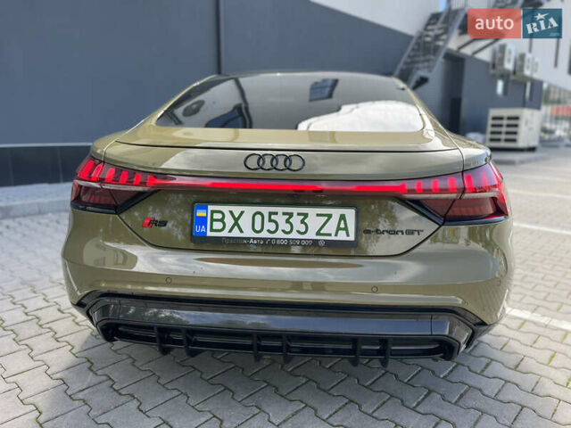 Зеленый Ауди RS e-tron GT, объемом двигателя 0 л и пробегом 20 тыс. км за 70000 $, фото 13 на Automoto.ua