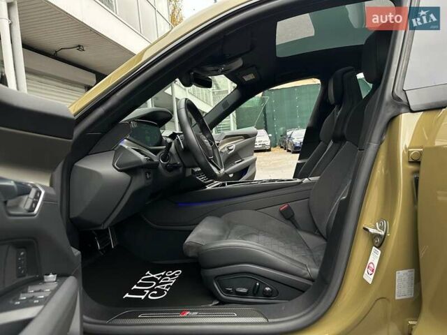 Зеленый Ауди RS e-tron GT, объемом двигателя 0 л и пробегом 27 тыс. км за 71900 $, фото 46 на Automoto.ua