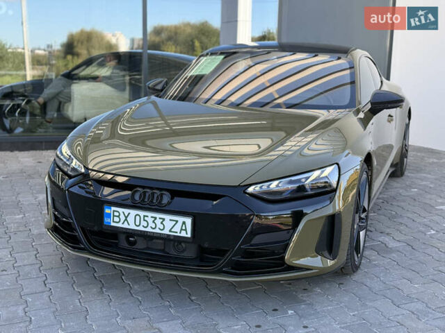Зеленый Ауди RS e-tron GT, объемом двигателя 0 л и пробегом 19 тыс. км за 69000 $, фото 11 на Automoto.ua