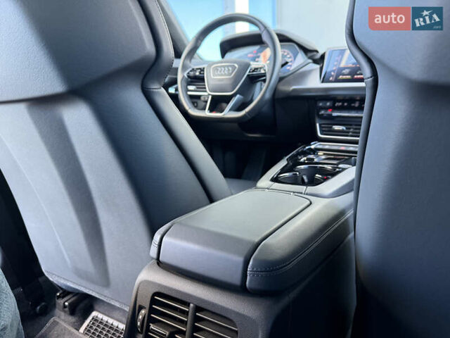 Зеленый Ауди RS e-tron GT, объемом двигателя 0 л и пробегом 19 тыс. км за 69000 $, фото 52 на Automoto.ua