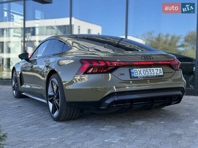 Зеленый Ауди RS e-tron GT, объемом двигателя 0 л и пробегом 19 тыс. км за 69000 $, фото 2 на Automoto.ua