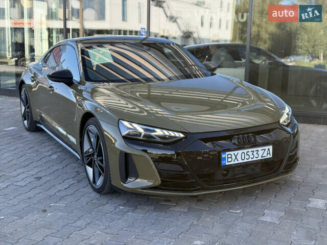 Зеленый Ауди RS e-tron GT, объемом двигателя 0 л и пробегом 19 тыс. км за 69000 $, фото 28 на Automoto.ua