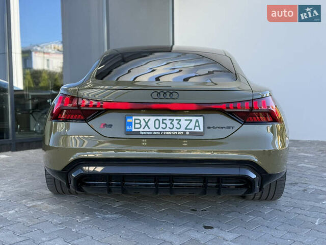 Зеленый Ауди RS e-tron GT, объемом двигателя 0 л и пробегом 19 тыс. км за 69000 $, фото 31 на Automoto.ua