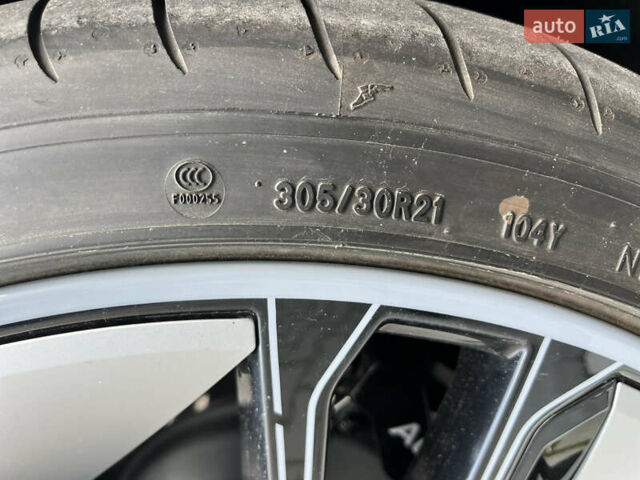 Зеленый Ауди RS e-tron GT, объемом двигателя 0 л и пробегом 20 тыс. км за 70000 $, фото 27 на Automoto.ua