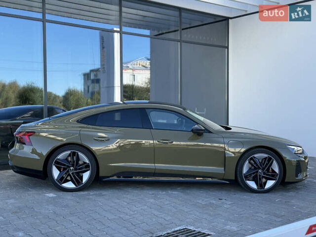 Зеленый Ауди RS e-tron GT, объемом двигателя 0 л и пробегом 19 тыс. км за 69000 $, фото 26 на Automoto.ua