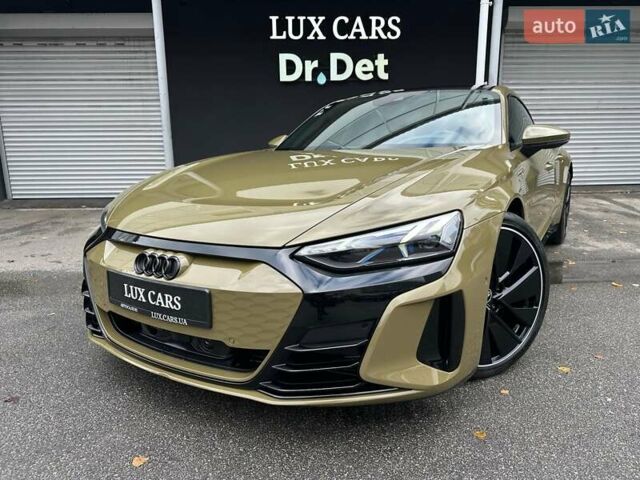 Зеленый Ауди RS e-tron GT, объемом двигателя 0 л и пробегом 27 тыс. км за 71900 $, фото 15 на Automoto.ua