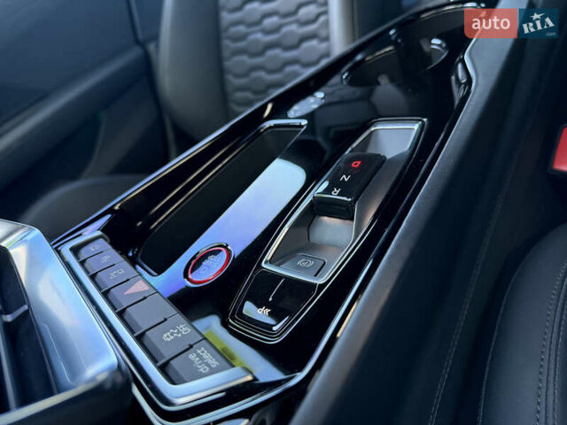 Зеленый Ауди RS e-tron GT, объемом двигателя 0 л и пробегом 19 тыс. км за 69000 $, фото 65 на Automoto.ua