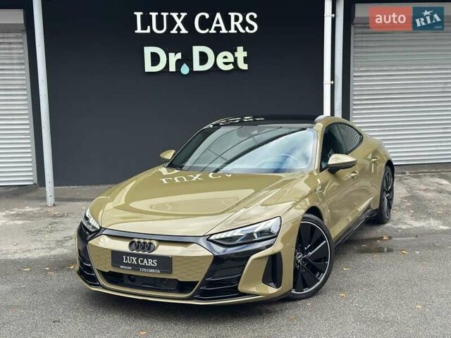 Зеленый Ауди RS e-tron GT, объемом двигателя 0 л и пробегом 27 тыс. км за 71900 $, фото 18 на Automoto.ua