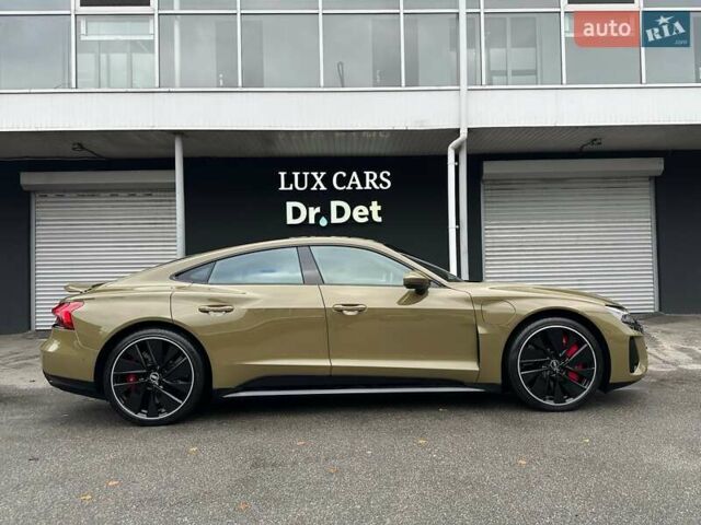 Зеленый Ауди RS e-tron GT, объемом двигателя 0 л и пробегом 27 тыс. км за 71900 $, фото 34 на Automoto.ua