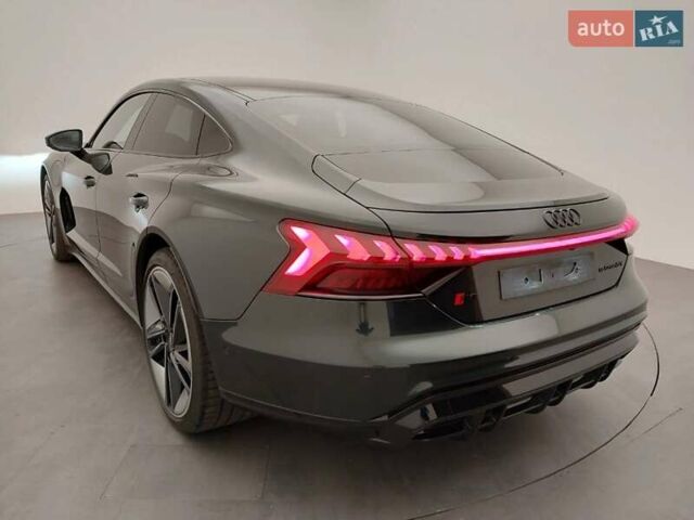 Зелений Ауді RS e-tron GT, об'ємом двигуна 0 л та пробігом 49 тис. км за 75900 $, фото 1 на Automoto.ua