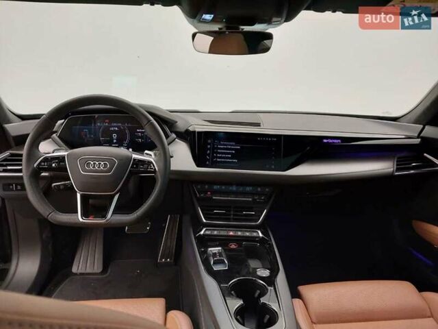 Зелений Ауді RS e-tron GT, об'ємом двигуна 0 л та пробігом 49 тис. км за 75900 $, фото 6 на Automoto.ua