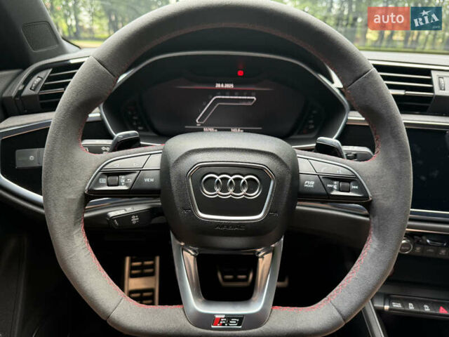 Белый Ауди RS Q3, объемом двигателя 2.48 л и пробегом 55 тыс. км за 52000 $, фото 4 на Automoto.ua