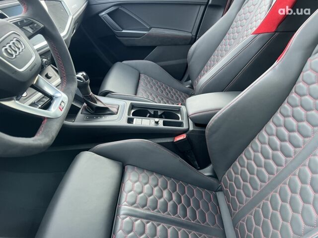 Ауді RS Q3, об'ємом двигуна 2.48 л та пробігом 7 тис. км за 73250 $, фото 18 на Automoto.ua