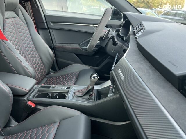 Ауді RS Q3, об'ємом двигуна 2.48 л та пробігом 7 тис. км за 73250 $, фото 9 на Automoto.ua