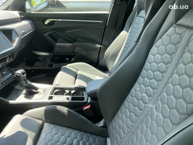 Ауди RS Q3, объемом двигателя 2.48 л и пробегом 12 тыс. км за 70533 $, фото 26 на Automoto.ua