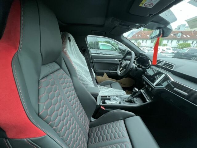 Ауди RS Q3, объемом двигателя 2.48 л и пробегом 0 тыс. км за 89661 $, фото 16 на Automoto.ua