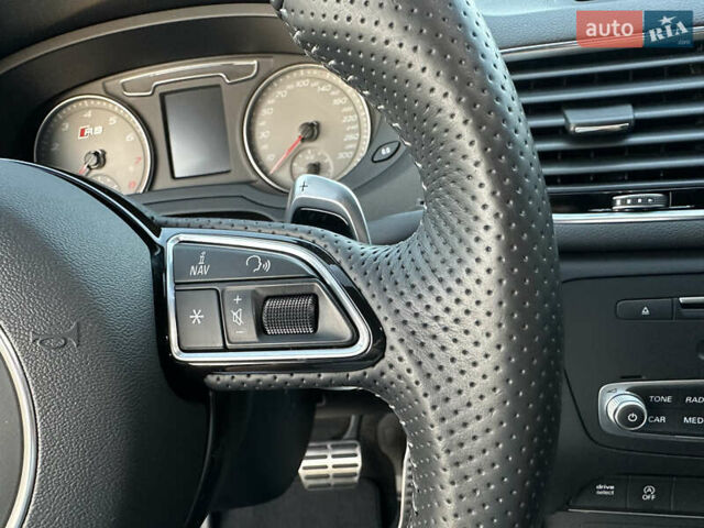 Ауди RS Q3 2016 в Луцке на Automoto.ua Серый Ауди RS Q3, объемом двигателя 2.48 л и пробегом 97 тыс. км за 35000 $, фото 88 на Automoto.ua